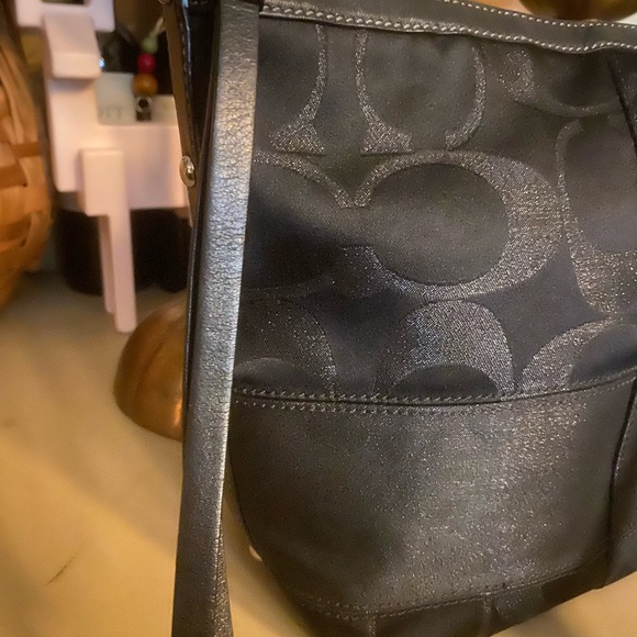 Signature Coach Lurex with studded leather strap and trim. - Picture 4 of 9